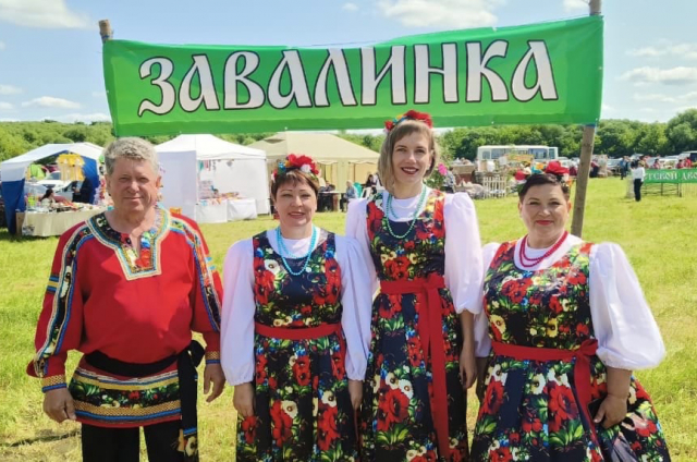 "Поёт гармонь над Битюгом"