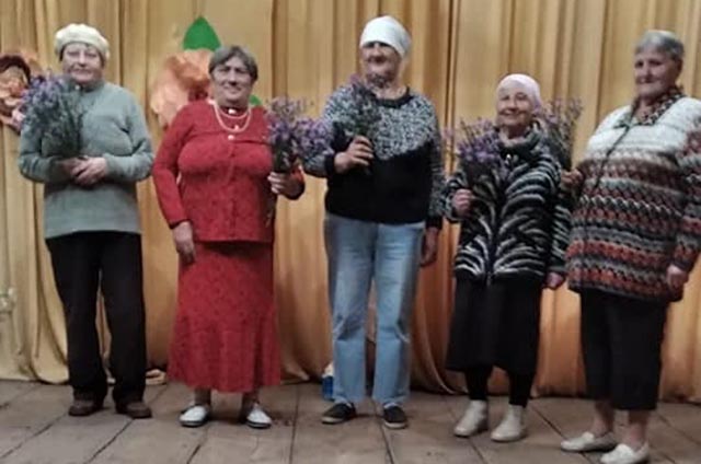Чествование старейших участников художественной самодеятельности