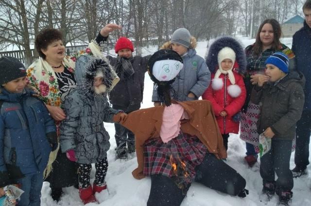 «Госпожа Масленица» в Бахаревском СДК