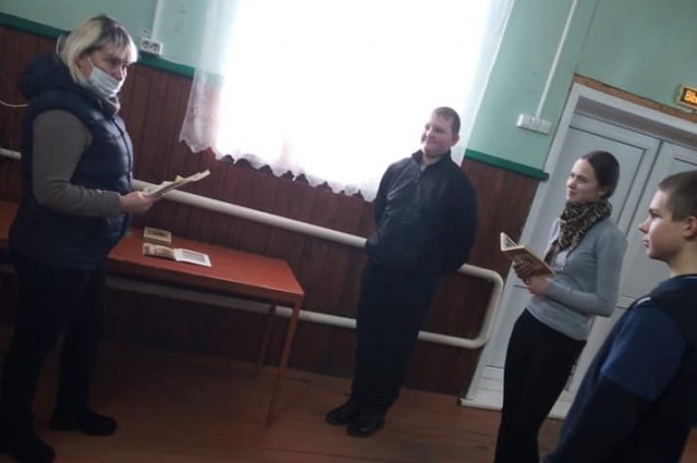 "Идут века, но Пушкин остается"