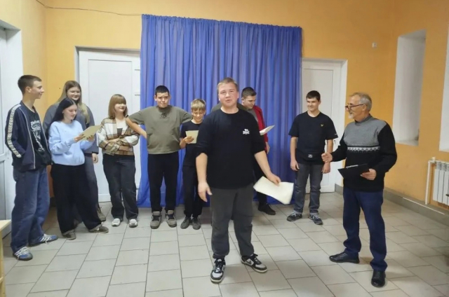 «Чудеса язык творит – очень быстро говорит»