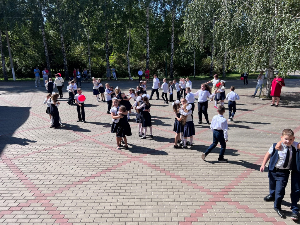 HzInWGvAlTc.jpg