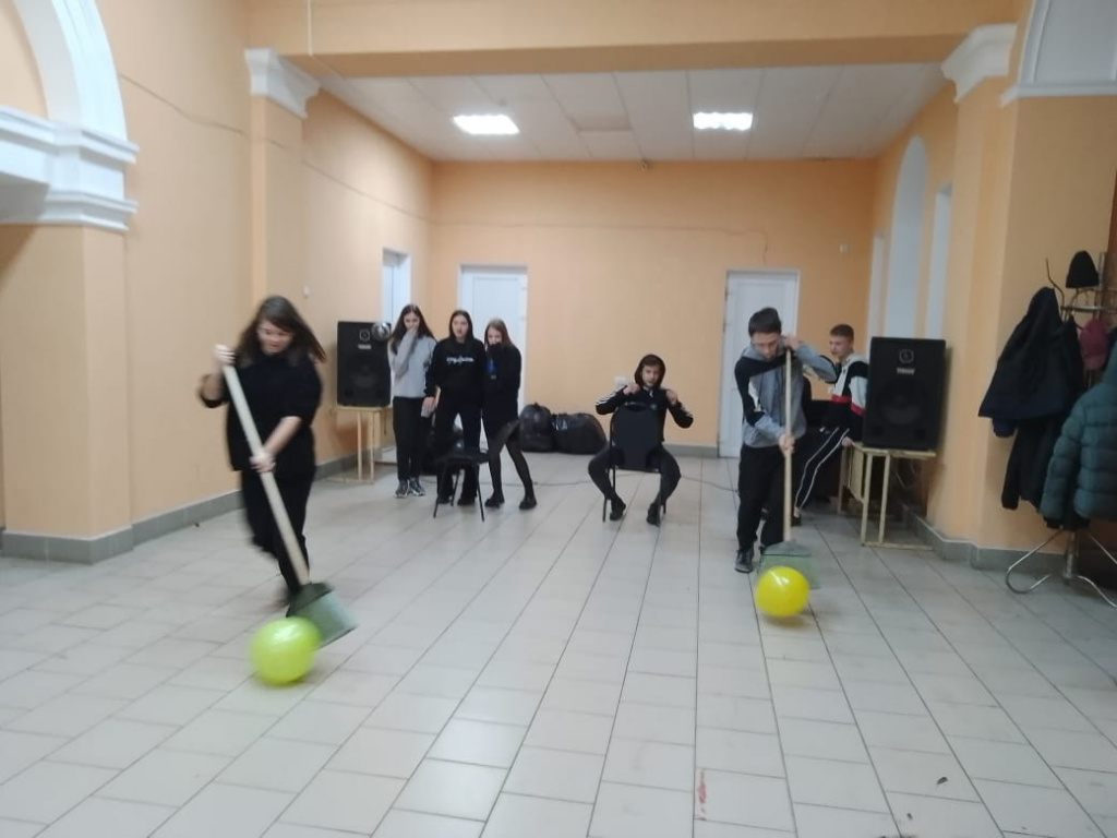 2xo59CnUpX4.jpg 2xo59CnUpX4.jpg